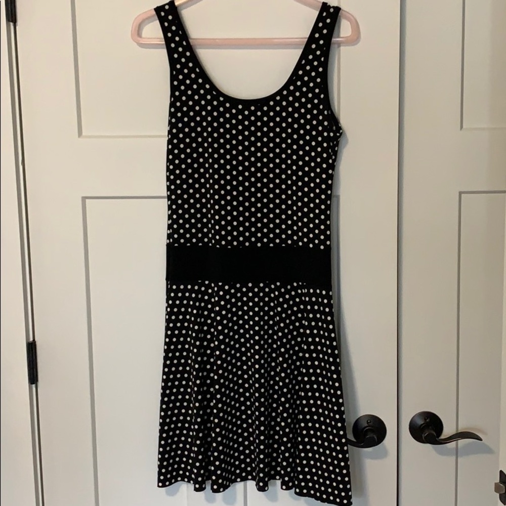 Black/white polka dot Sleeveless dress - L